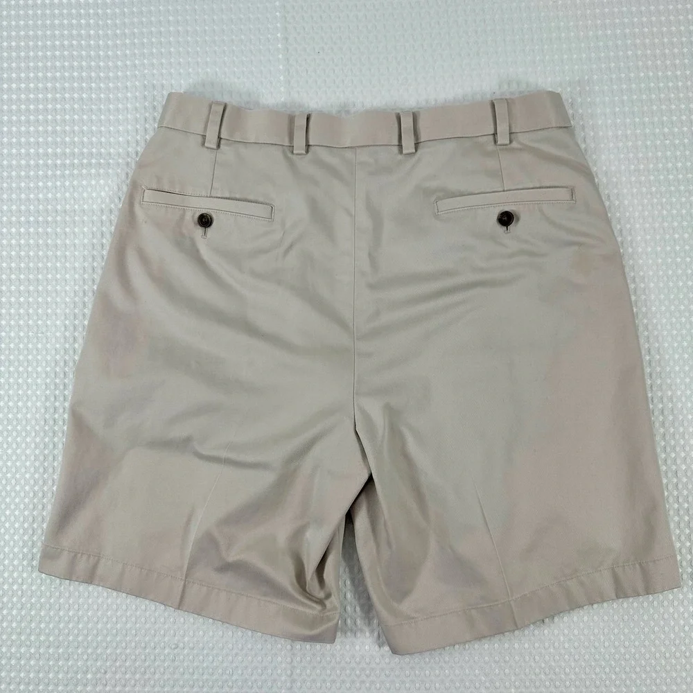 Brooks‎ Brothers Advantage Chino Mens Shorts W35 Pleated Flat Light Weight READ